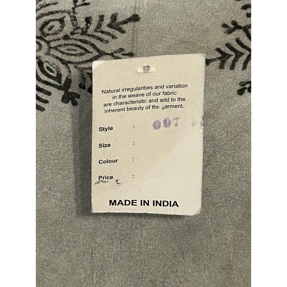 NWT S.R. Fashions Gray Women's Tunic (see measurements) - Picture 7 of 9